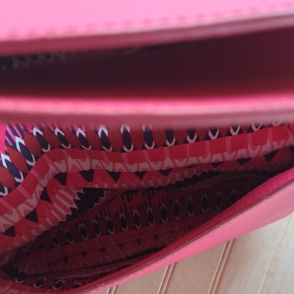 Vera Bradley Barbie Hot Pink Crossbody Bag with Adjustable Strap Mini Stylish - Picture 6 of 15